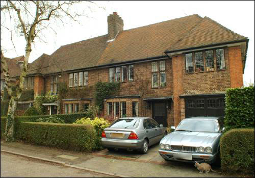 06 Constable Close